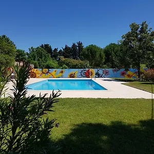 Logis La Ferme Avignone